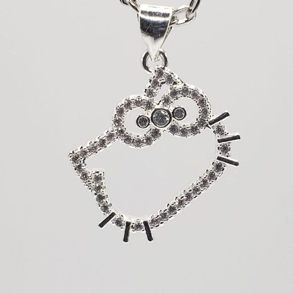 Brand New Silver Rhinestone Hello Kitty Necklace - Picture 1 of 5